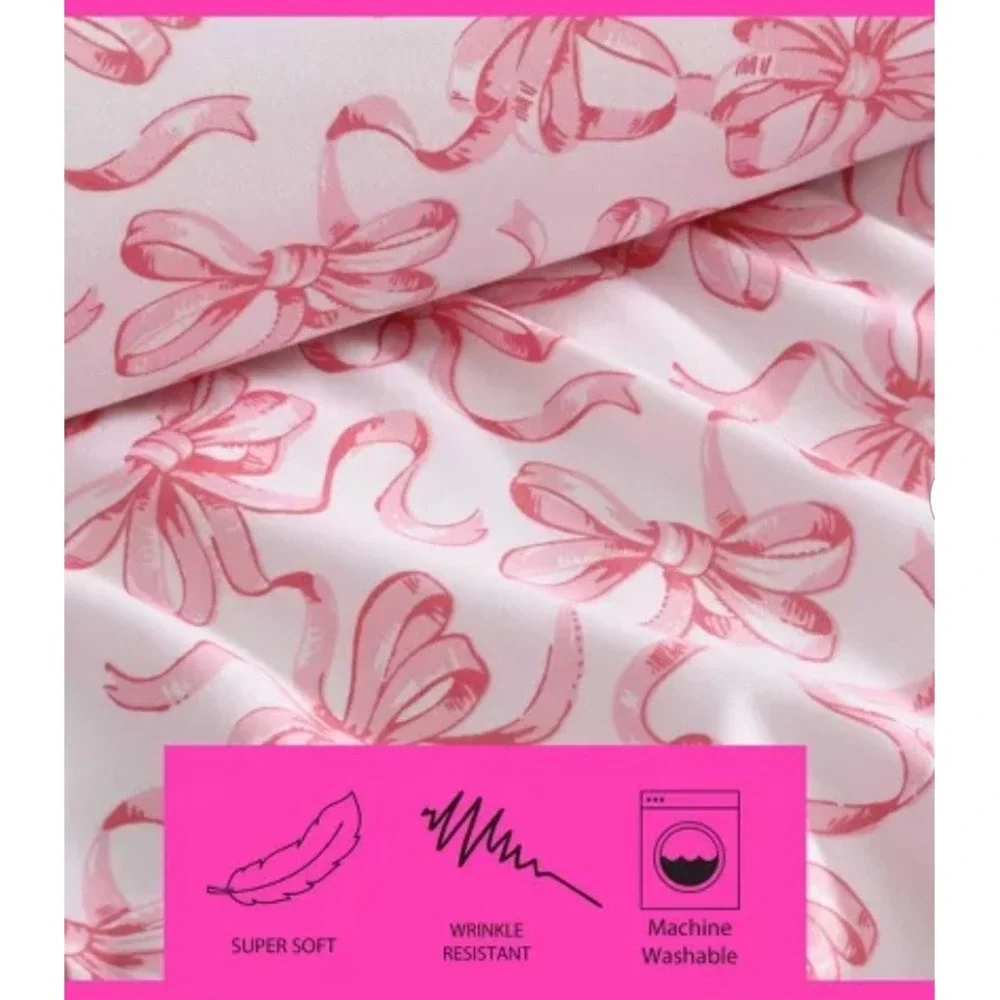 Betsey‎ Johnson Pink Ribbon Bow Print Queen Duvet Set Soft Wrinkle Resistant NEW